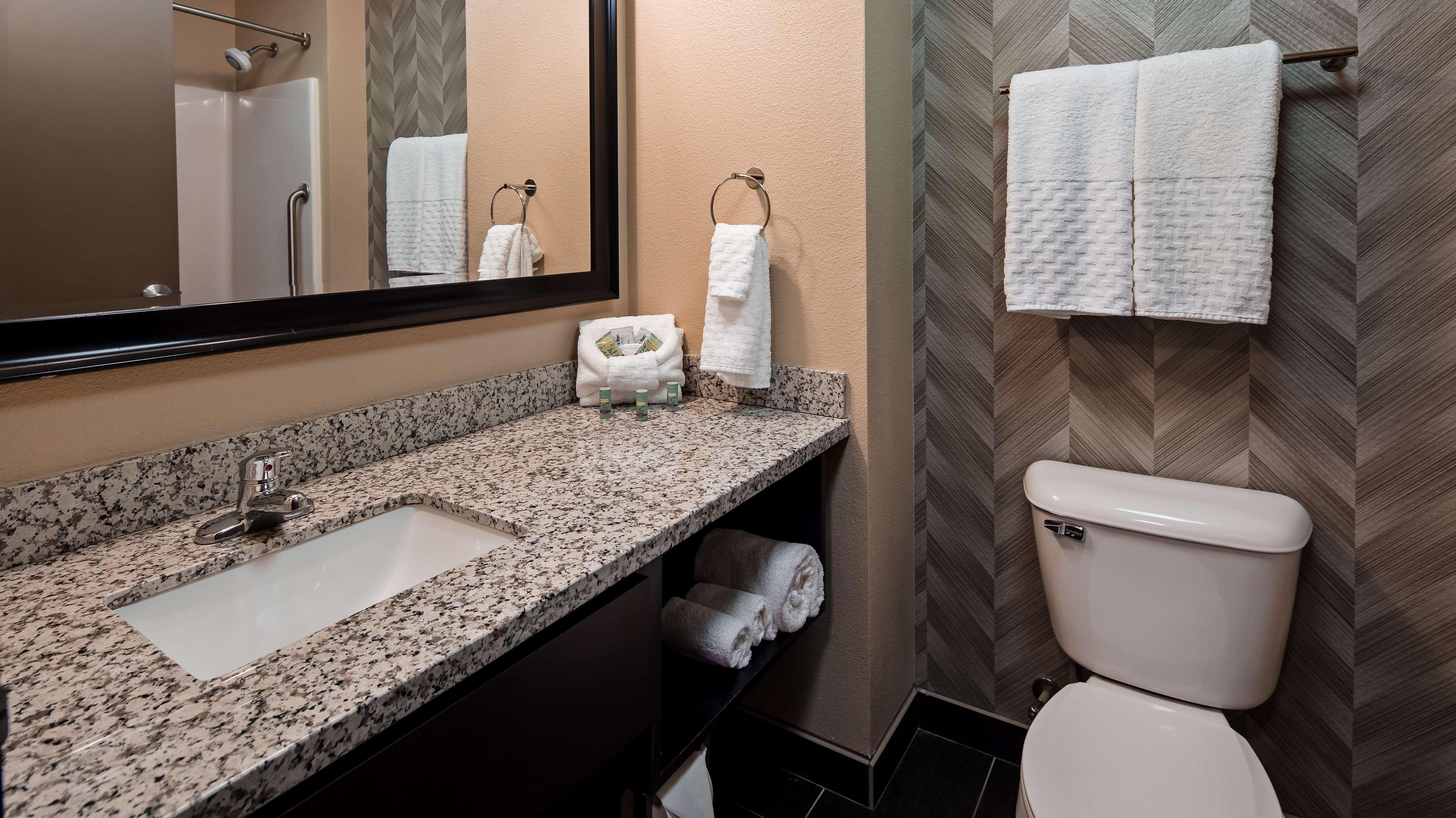 Best Western Roosevelt Place Bismarck Esterno foto